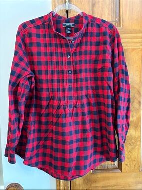 Lands' End Red and Black Buffalo Plaid Tunic Button-Up